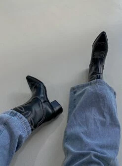 Best Shoes Shop 33 Princess Polly Carinne Boots Black