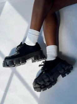 Mia Shoes Black High Shine -Best Shoes Shop 0 3366bd92 2ab2 48f2 a989 3f87b9813bc8