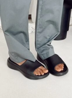 Princess Polly Havana Slides Black