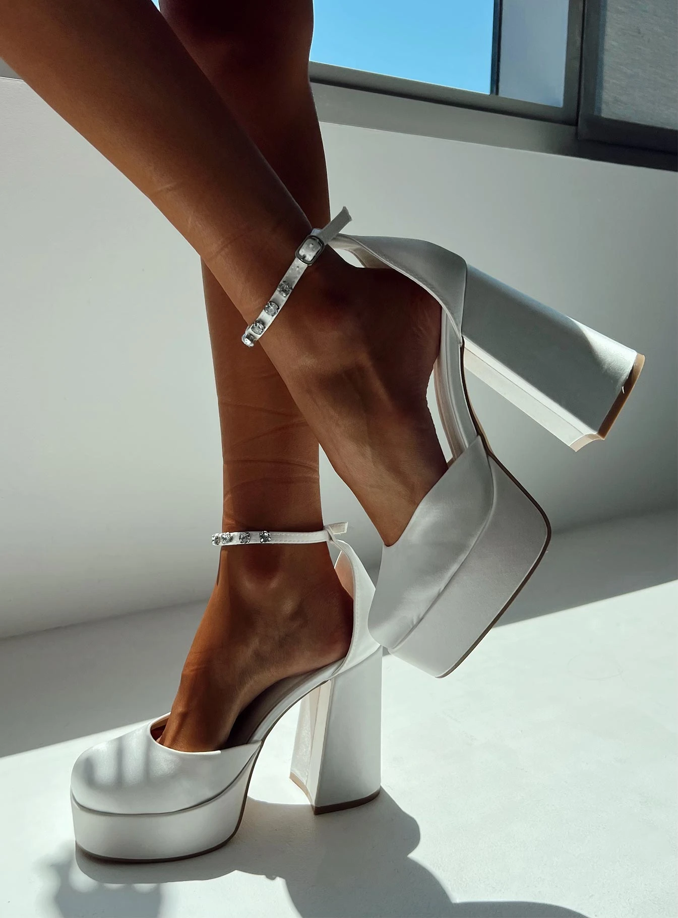Princess Polly Solis Platform Ankle Strap Heels White 7 Princess Polly Solis Platform Ankle Strap Heels White - Image 5