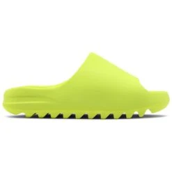 ADIDAS YEEZY SLIDES (GREEN GLOW) 2021