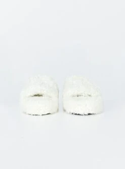 Princess Polly Payne Slippers White -Best Shoes Shop 1 6fc6c1b3 b80d 4dbf b0e2 cdfc56a7f722