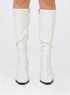 Princess Polly Ivanna Boots Off White -Best Shoes Shop 1 c5df153a 4eae 44f3 bfc5 5791e32c5e28