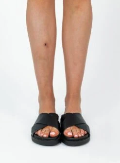 Princess Polly Whitsundays Flats Black 7 Princess Polly Whitsundays Flats Black -Best Shoes Shop 1 e40a0313 a725 4807 99a0 b5d9ae145836