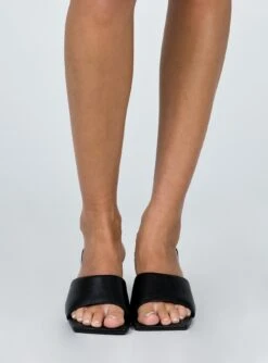 Princess Polly Manhattan Heels Black -Best Shoes Shop 2 50030055 b8ea 4d87 aefb 4bd1cb4b7204