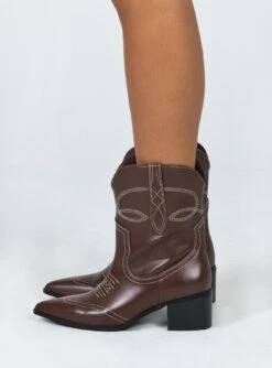 Princess Polly Carinne Boots Brown -Best Shoes Shop 2 5b399025 5b6f 479a b899 204ec94fb8f0