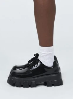 Mia Shoes Black High Shine -Best Shoes Shop 2 869f0684 bbe8 4ec7 8490 3dfef7d62029