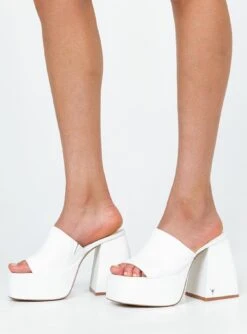 Windsor Smith Highrise Platform Heel White -Best Shoes Shop 2 b2dc2aff 711d 4279 a805 ee02e71a035a