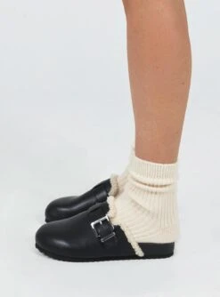 Collins Flats Black -Best Shoes Shop 2 ca99ce73 7ea1 48a6 94de 2b0b0f65eff0