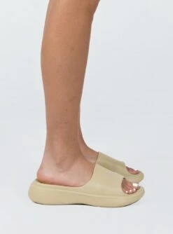 Princess Polly Havana Slides Beige -Best Shoes Shop 2 cff3f2e7 9ff8 4f74 a9e9 9e9fe7c1eed5