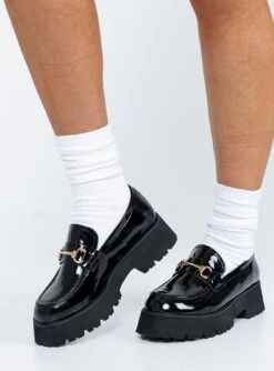 Princess Polly Riley Loafer Patent Black -Best Shoes Shop 2 d56b4091 8a46 4cd1 83c3 1fe96b29be6a