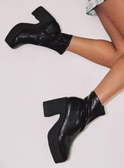 Best Shoes Shop -Best Shoes Shop 2 e91bde79 9d59 4377 a9cc bd47ca0ac208