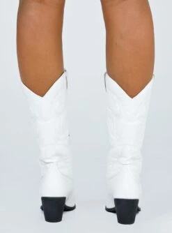 Therapy Clayton White Boots -Best Shoes Shop 3 53b254de d582 4318 a80d 36266f3c3a00