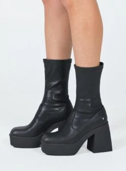 Windsor Smith Baddest Black Stretch Sock Boots -Best Shoes Shop 3 81d894dd 2200 4ced ad3d b0df7b7fa792