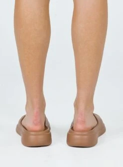 Princess Polly Havana Slides Choc Latte -Best Shoes Shop 3 fb52e3e8 a021 4e0a 8f14 fe4835697f3b