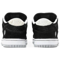 NIKE DUNK LOW X MEDICOM 'BE@RBRICK' -Best Shoes Shop 667703 06 jpg 1200x 56ed8c6f cf47 4703 96cf cf422022dd50